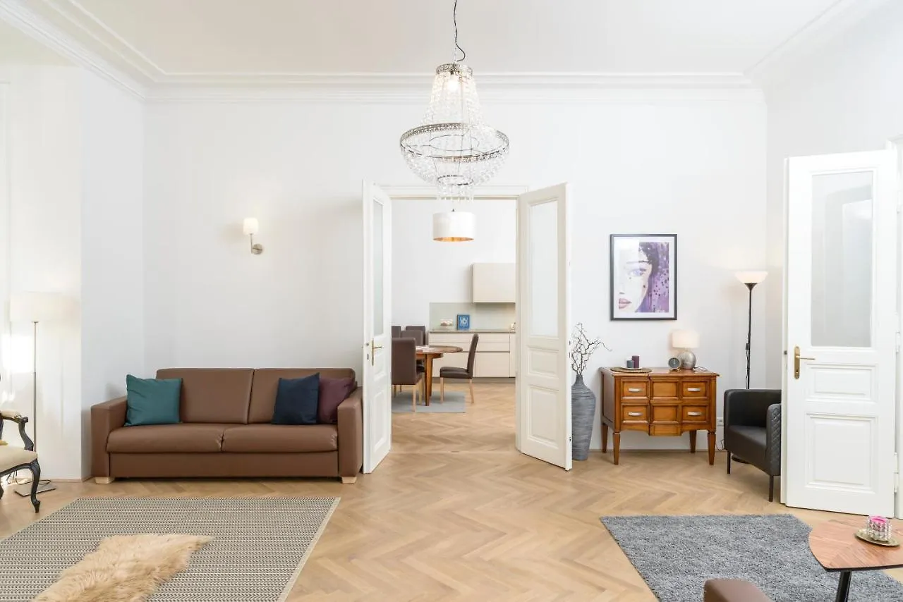 Senator Suite Stephansplatz By Ichbucheat Апартаменты