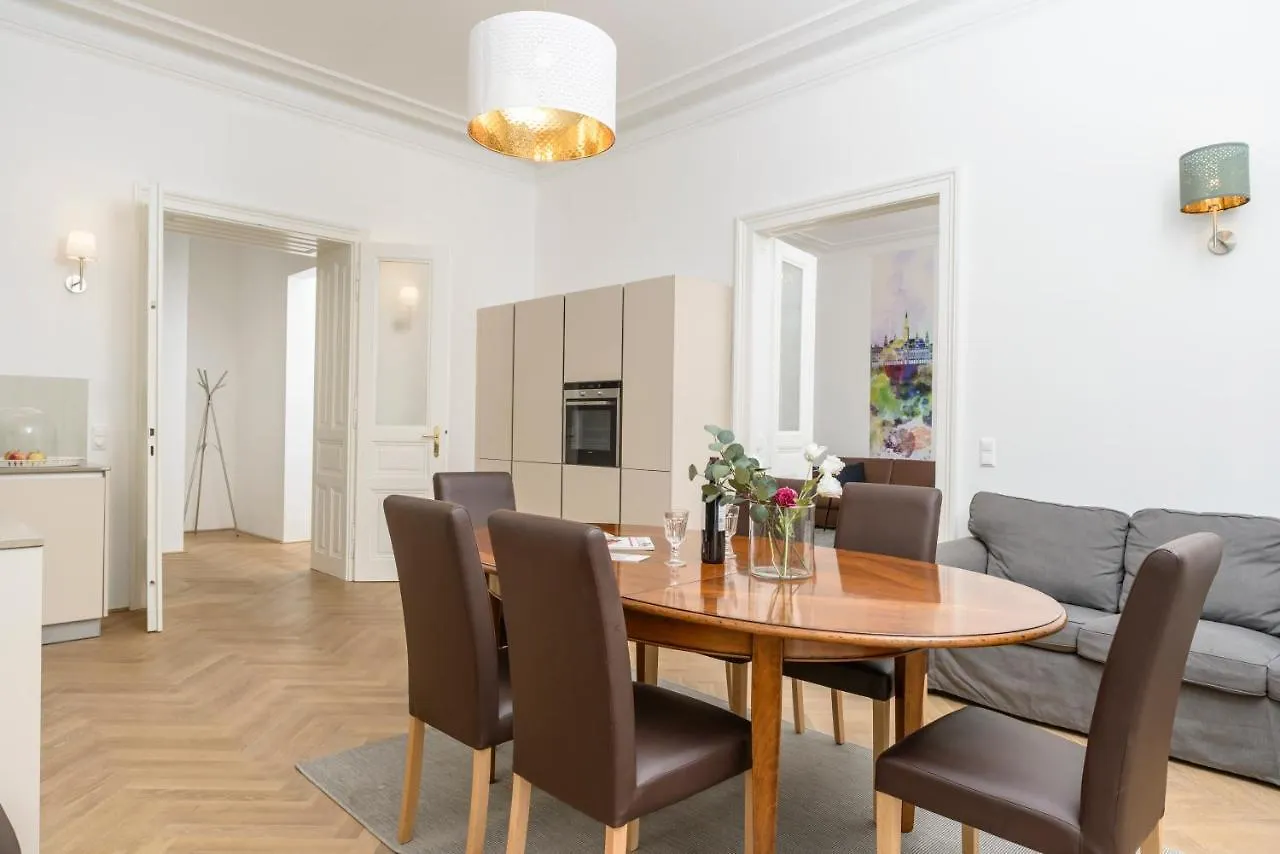 Senator Suite Stephansplatz By Ichbucheat Австрия