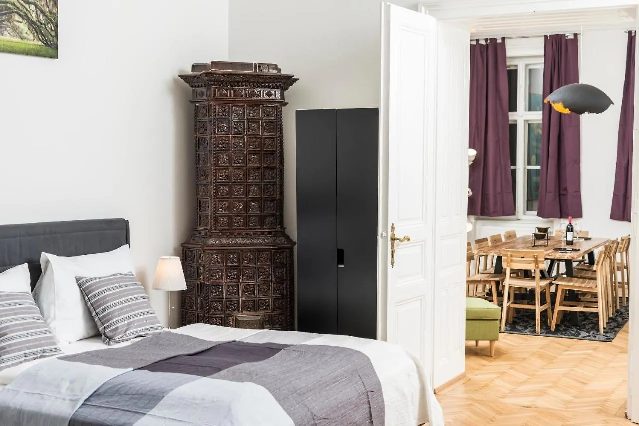 Senator Suite Stephansplatz By Ichbucheat Vienna 0*,