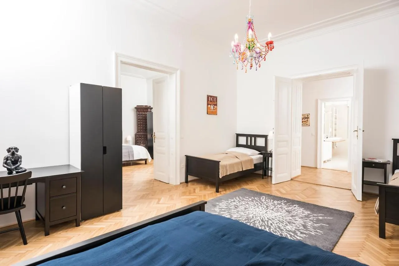 Apartment Senator Suite Stephansplatz By Ichbucheat Vienna Austria
